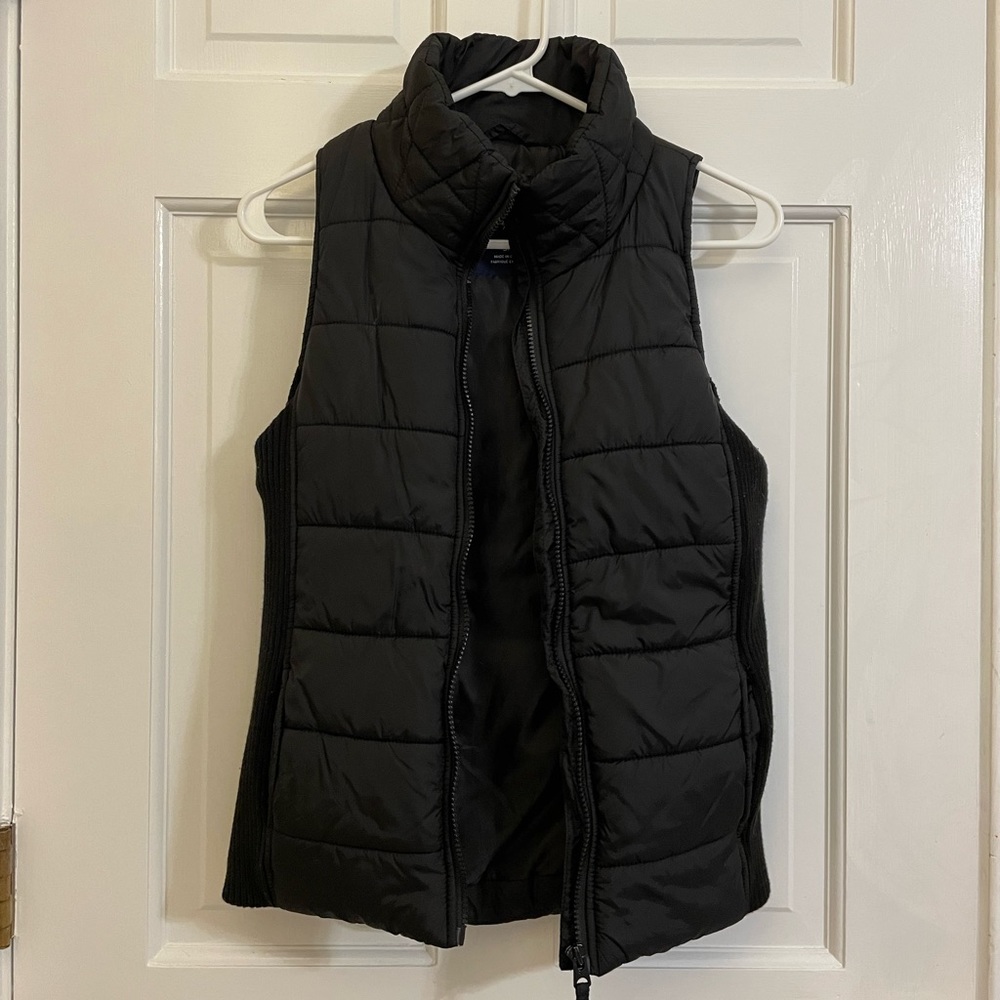 American Eagle size small vest